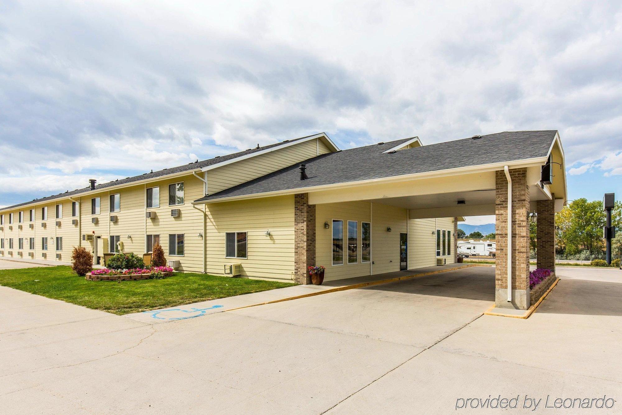 Spark By Hilton Sheridan Exterior photo